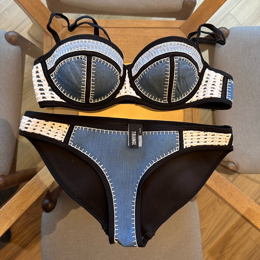 Triangl Bikini Set (Size Small)